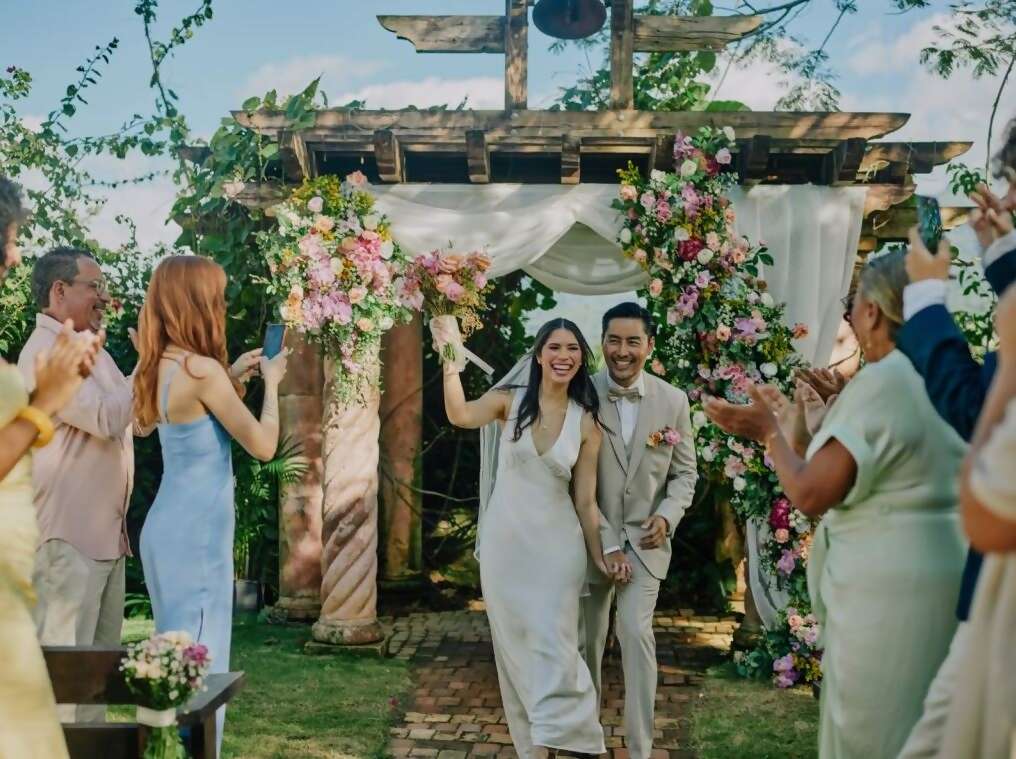 Say “I Do” in Paradise